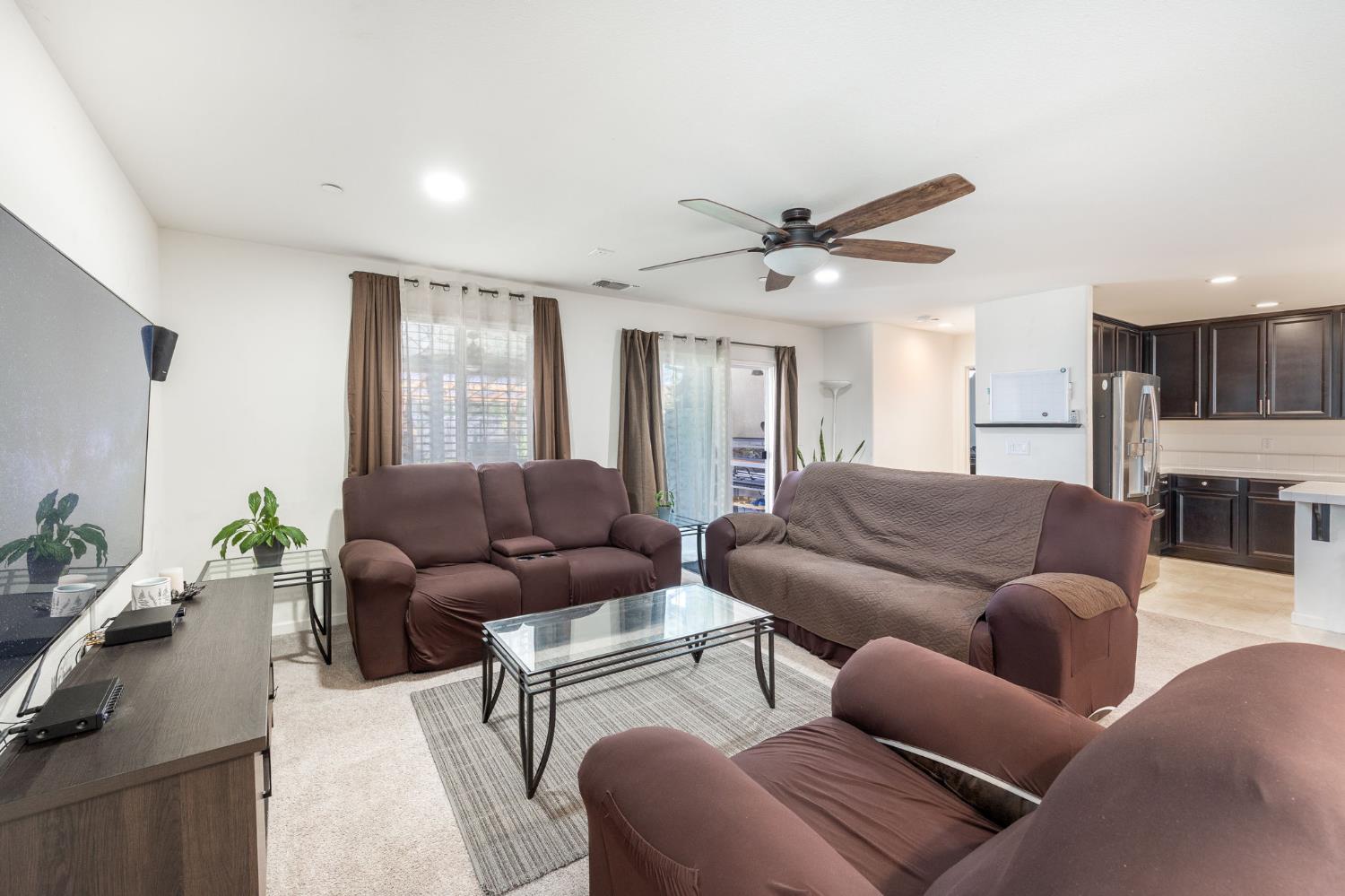 1163 Twinberry Street