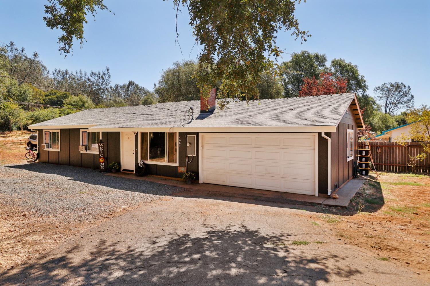 4085 Oakmont Drive