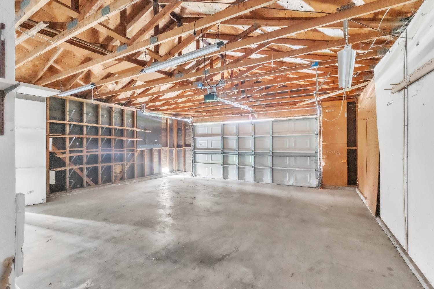 8018 Center Parkway