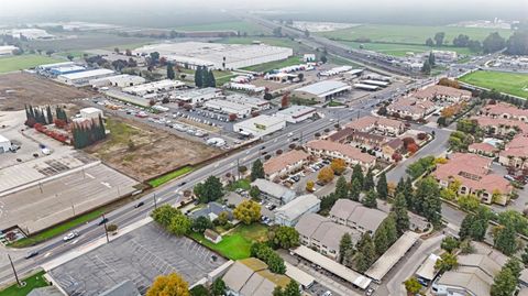 2790 N State Highway 59 Merced CA 95348