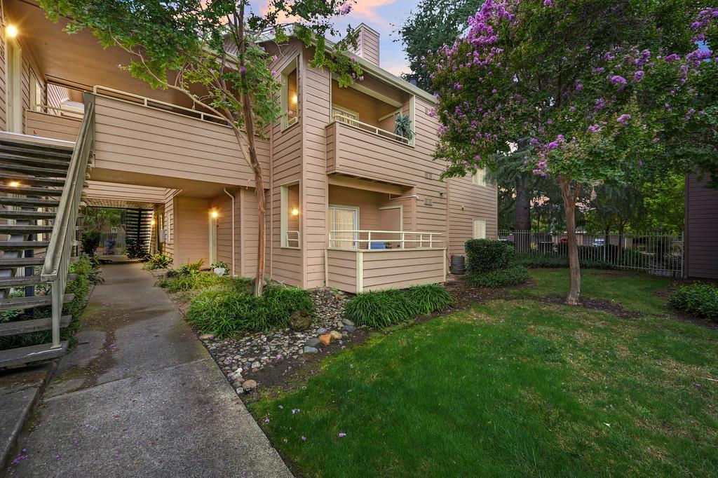 11150 Trinity River Drive 59