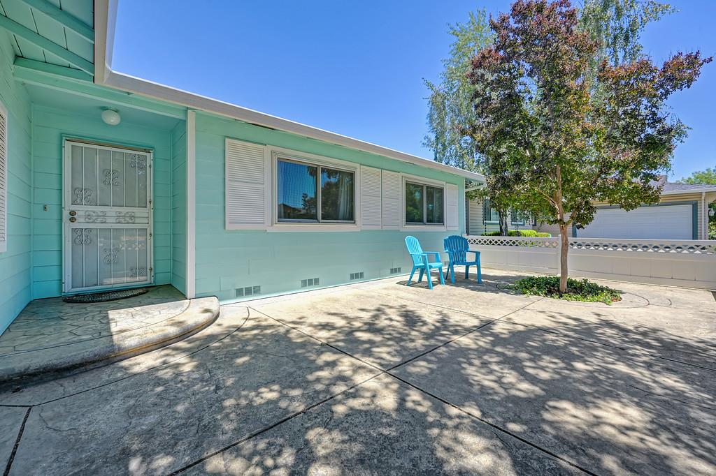 6447 Rexford Way