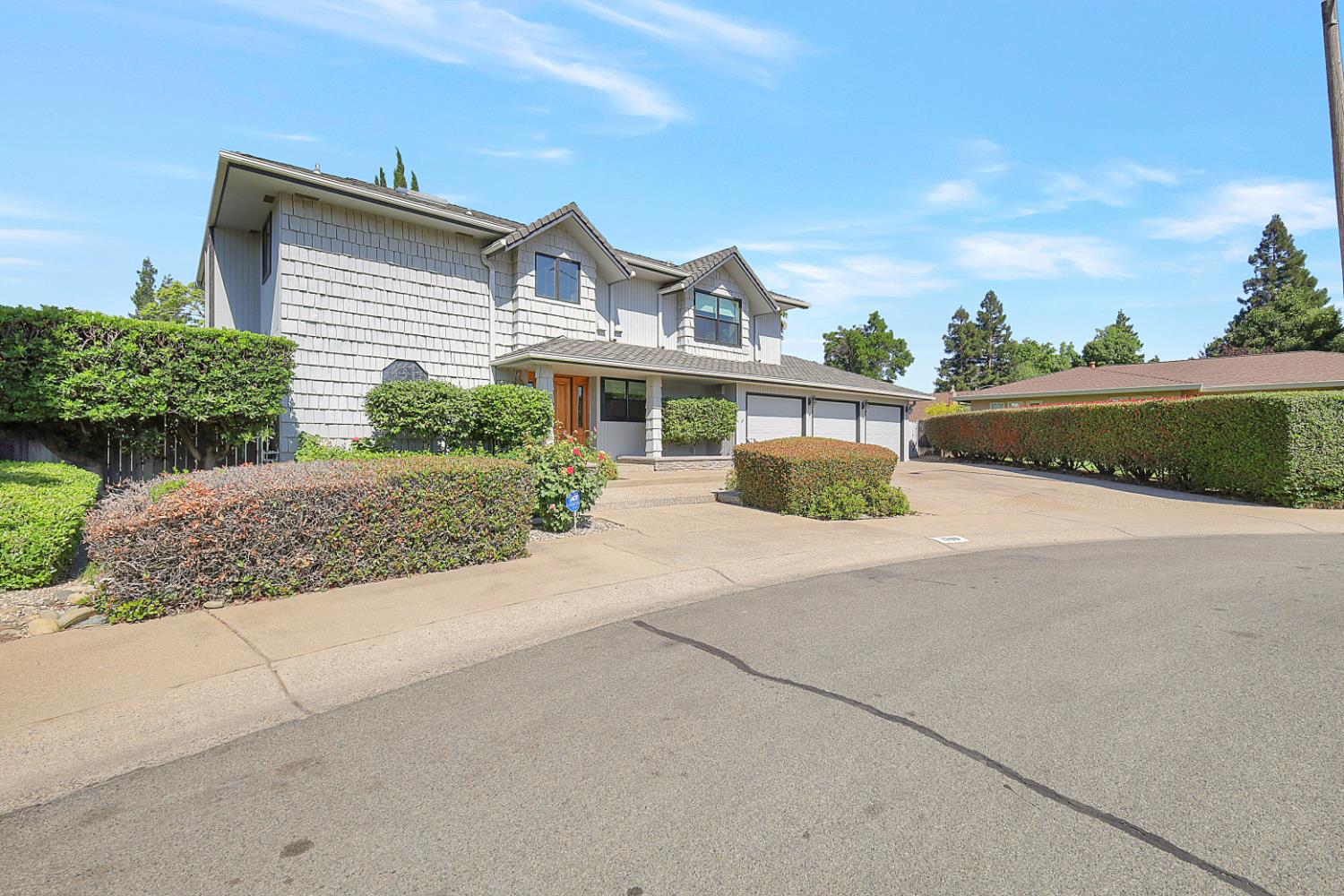 1700 Elizabeth Lane