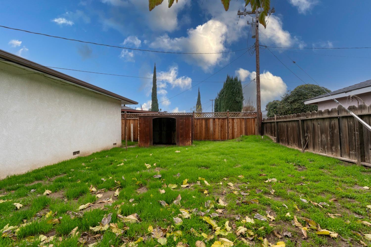 Los Banos, California 93635, United States, 3 Bedrooms Bedrooms, ,2 BathroomsBathrooms,Residential,Pending,24015