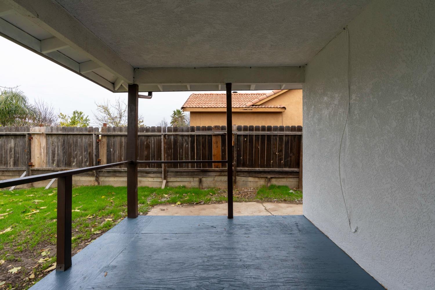 Los Banos, California 93635, United States, 3 Bedrooms Bedrooms, ,2 BathroomsBathrooms,Residential,Pending,24015