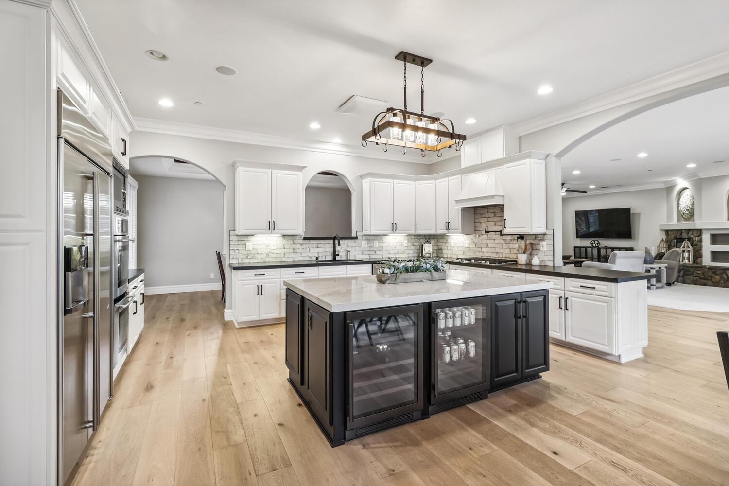4900 Saint Augustine Drive