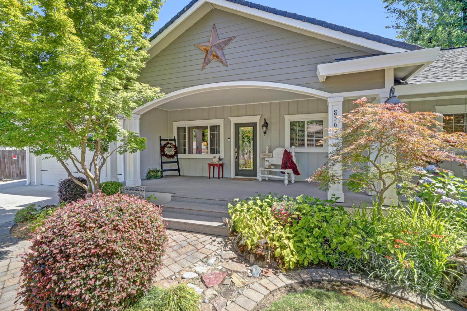 8560 Shawnee Avenue