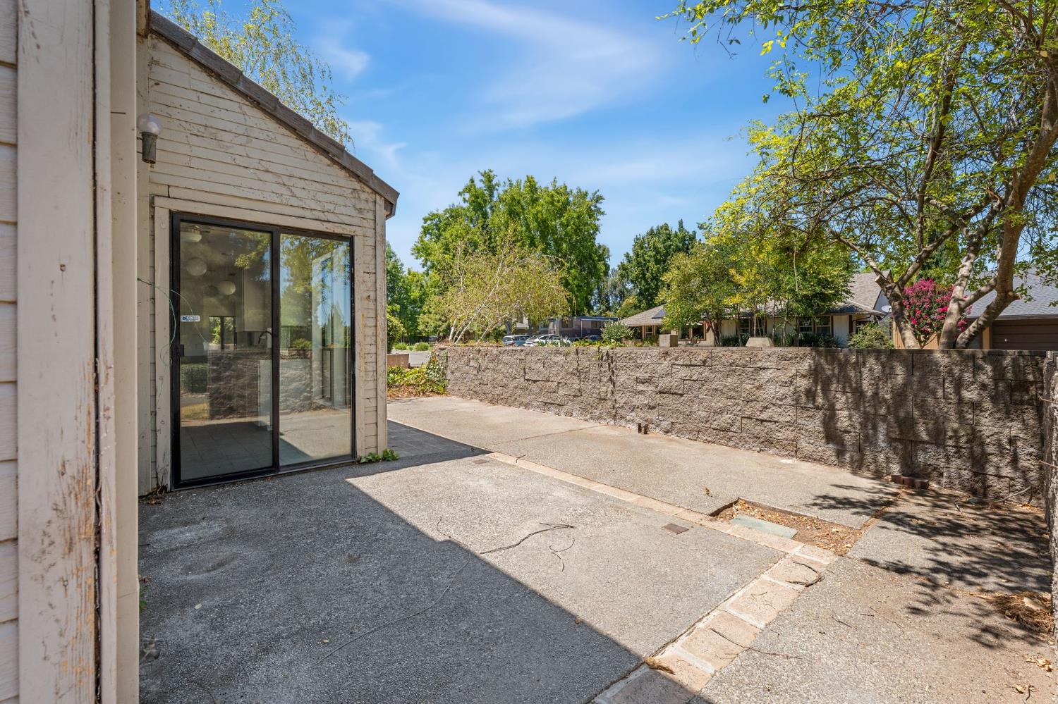 5443 Woodwynn Court