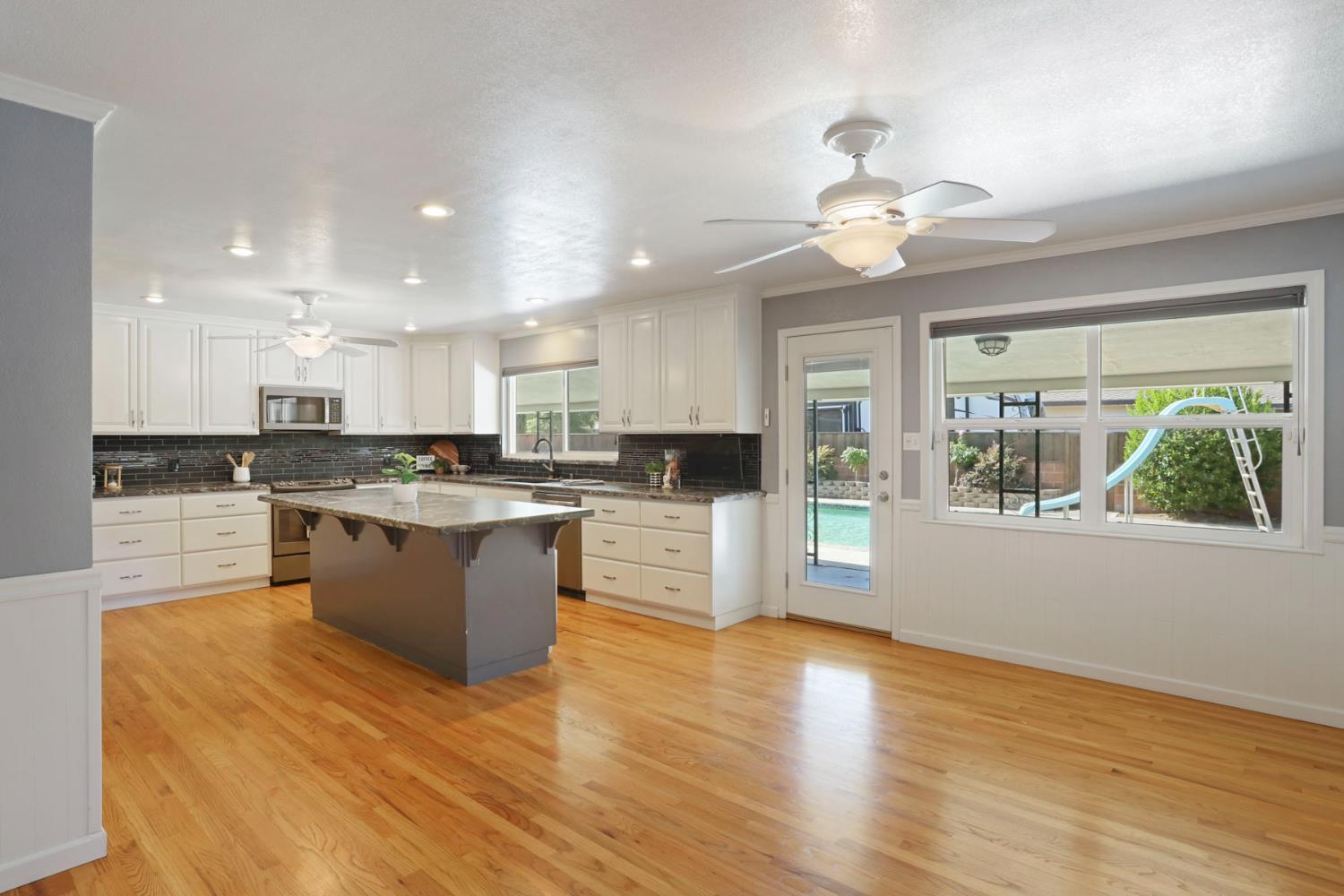 6796 E Woodward Avenue