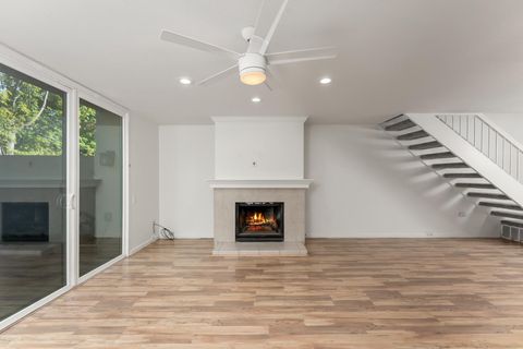 709 Woodside Ln E 2 Sacramento CA 95825