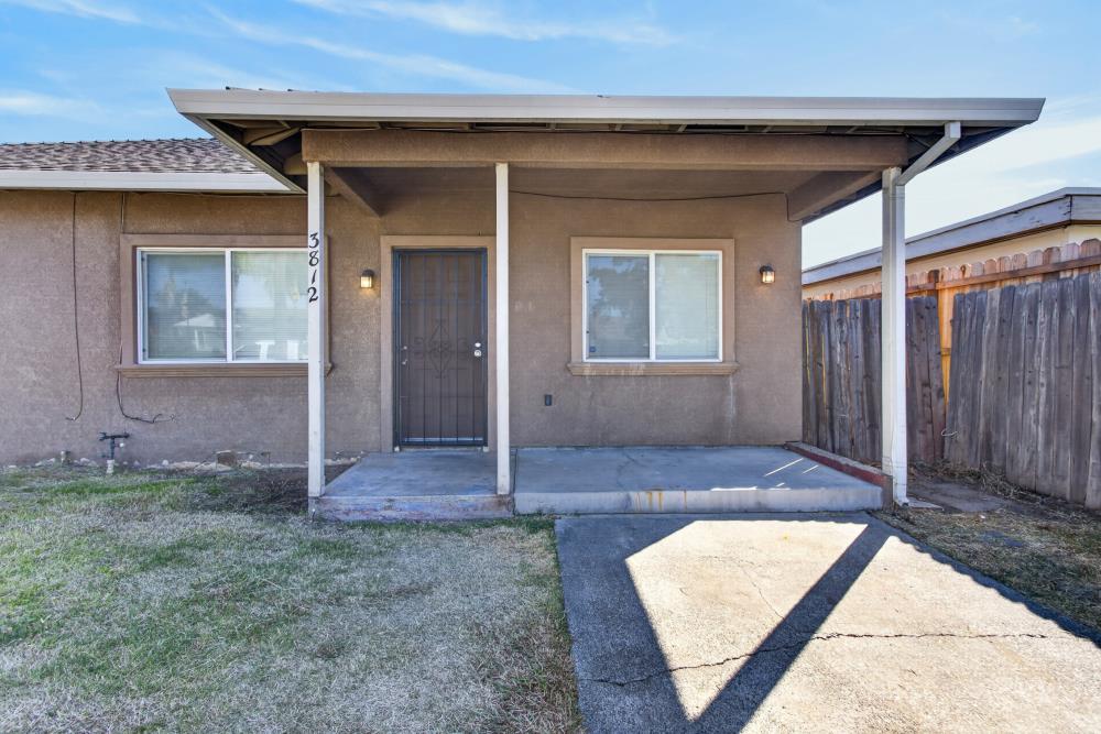 3812 Mahogany Street