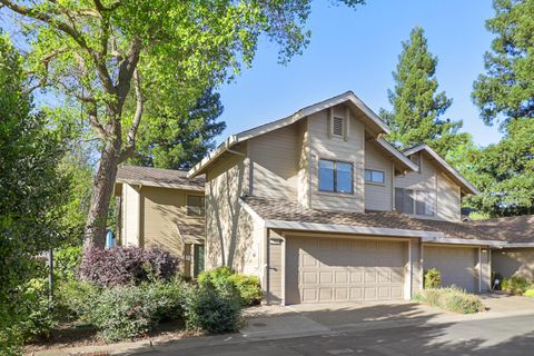 1932 University Park Drive Sacramento CA 95825