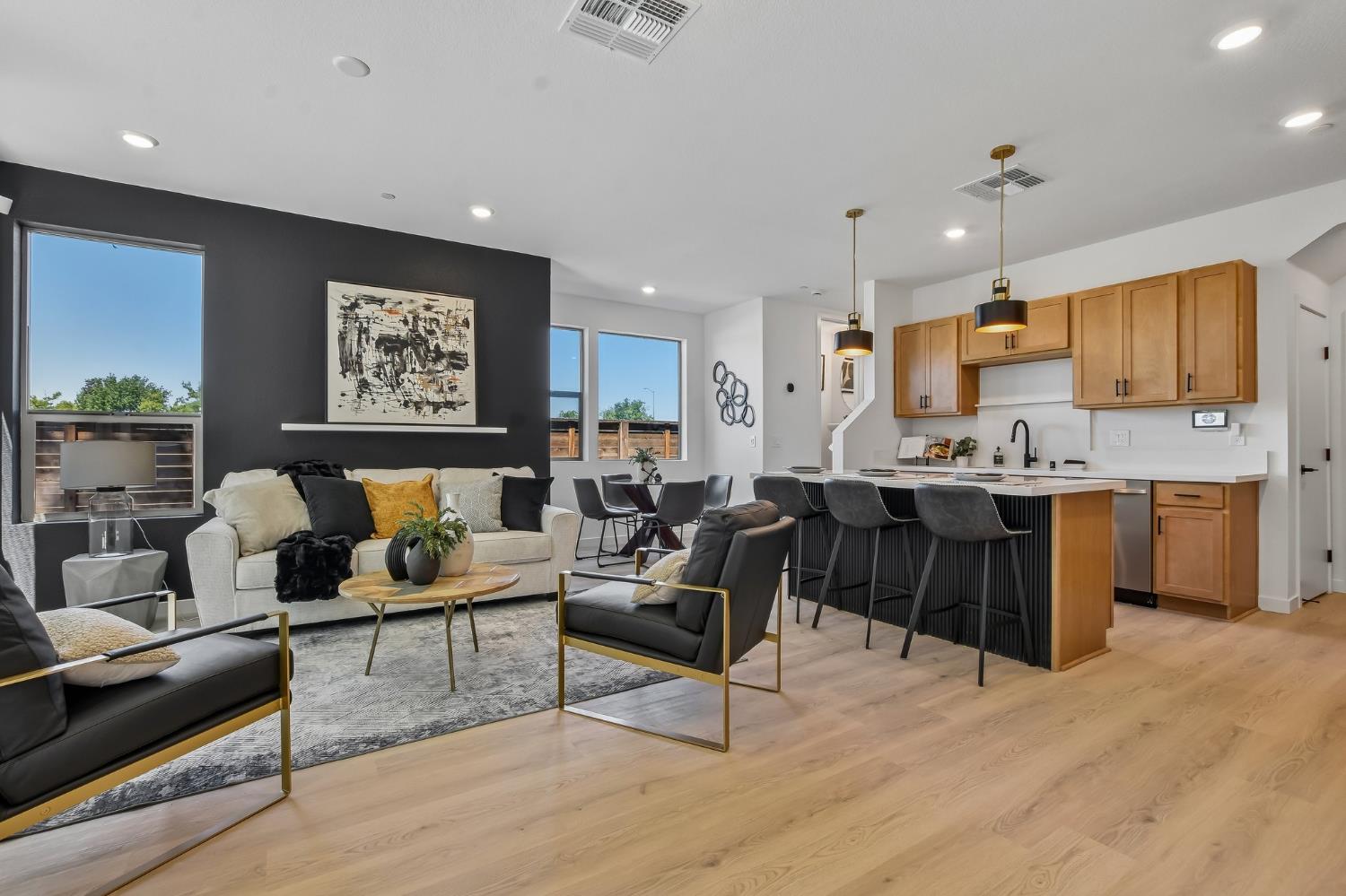 2079 Freya Walk