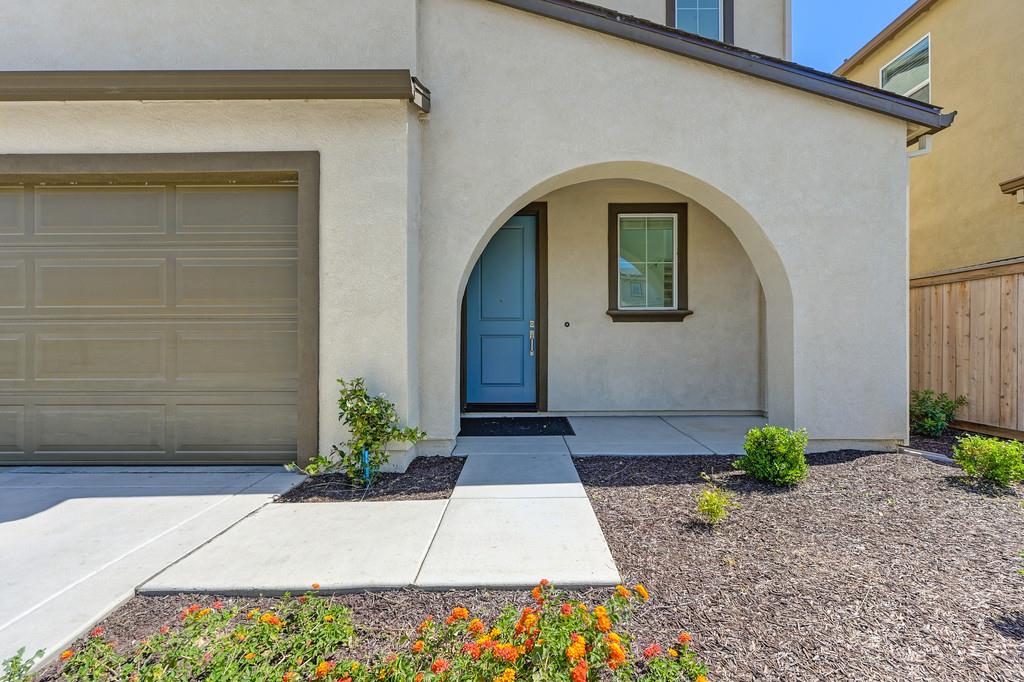 8858 Monroe Drive