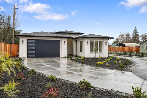 8915 Livoti Court Roseville CA 95661