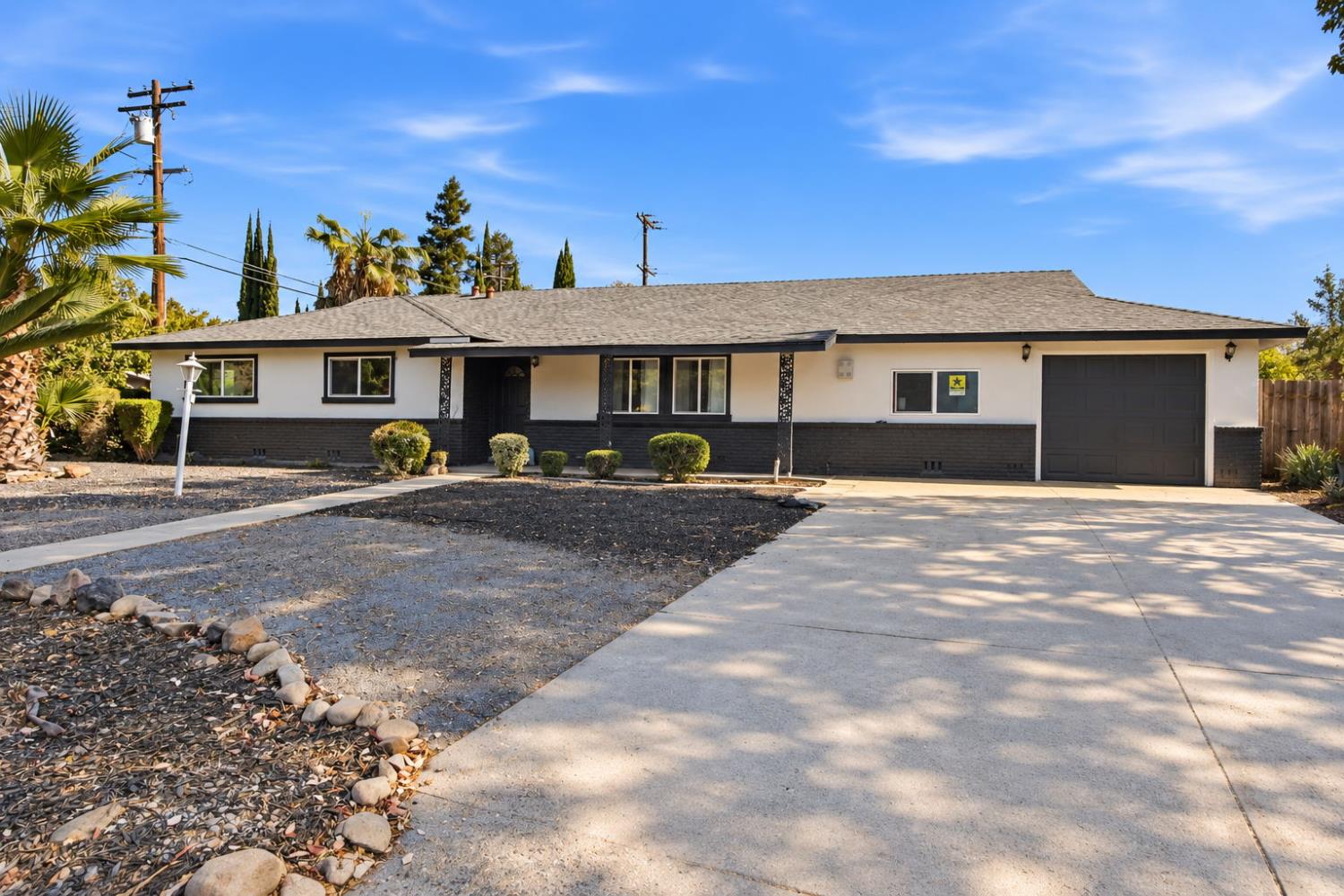 1124 Lakewood Avenue