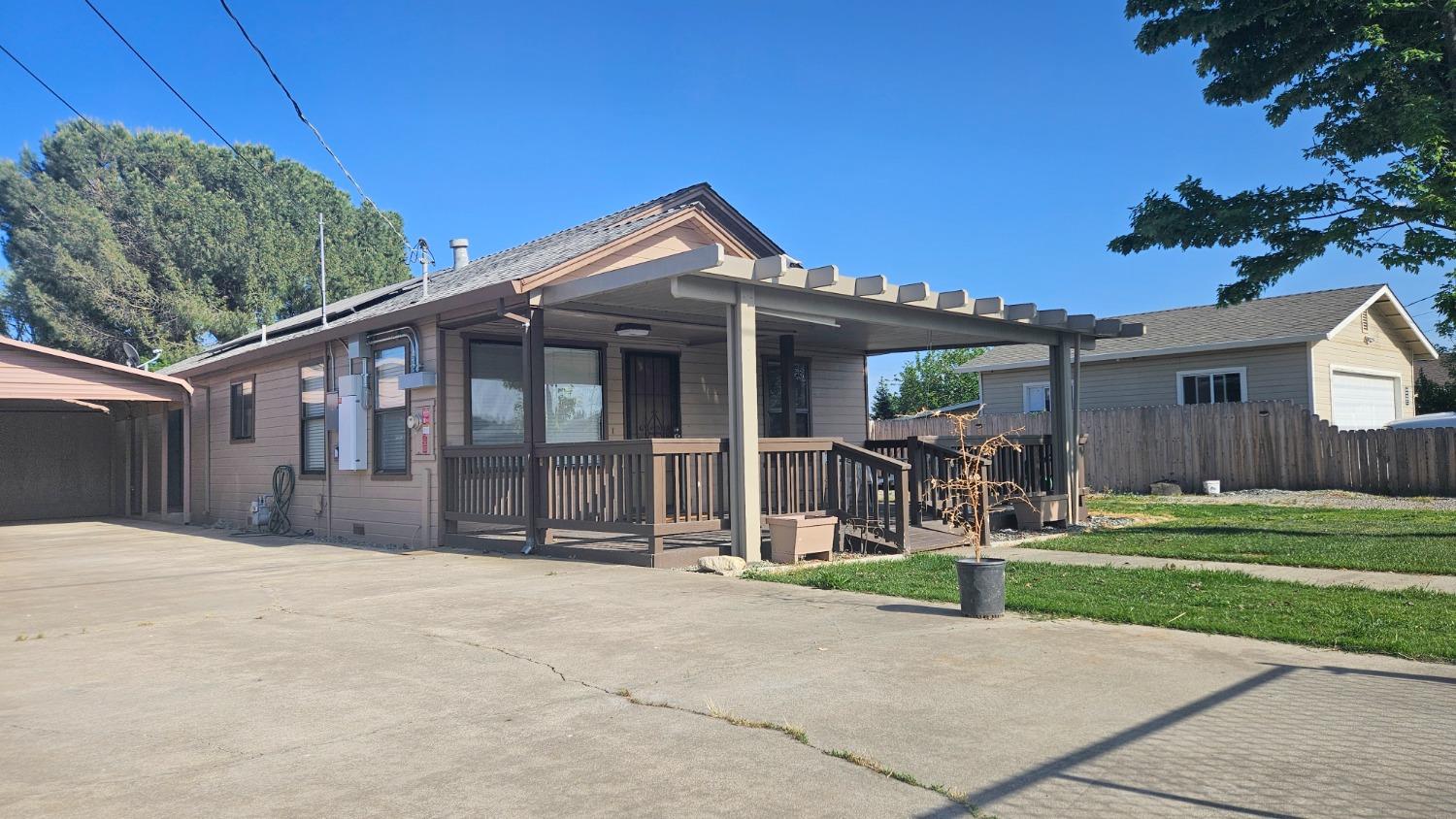 2265 Madrone Street