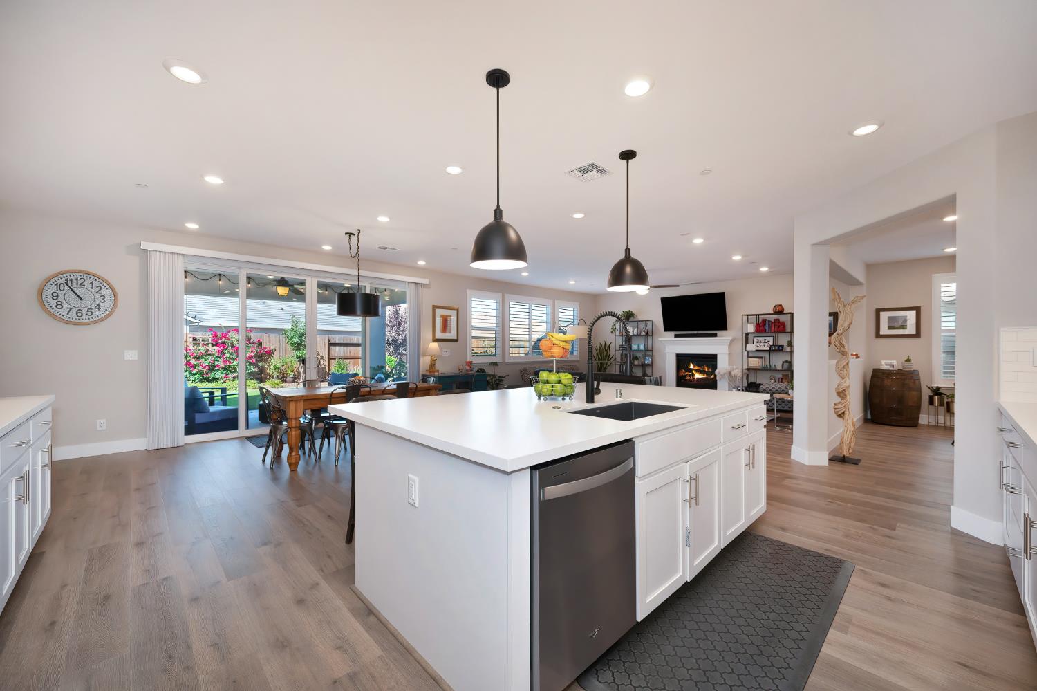 400 Meadow Bloom Court