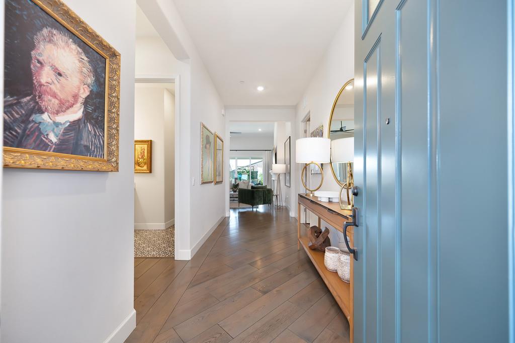 4691 Peace Lily Lane