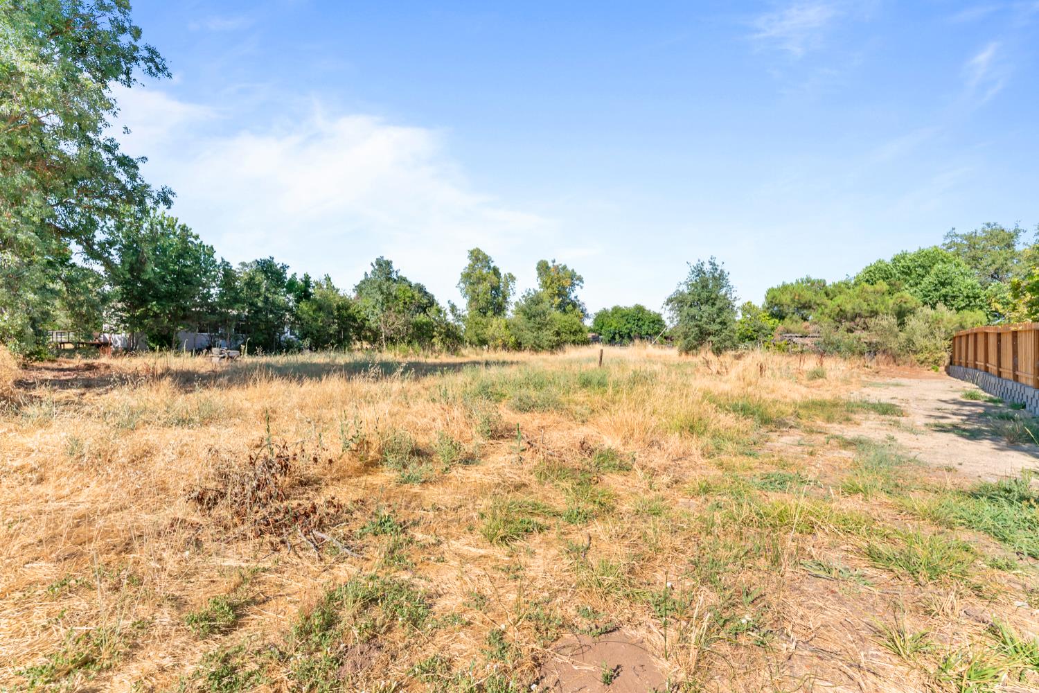 8907 Quail Lane