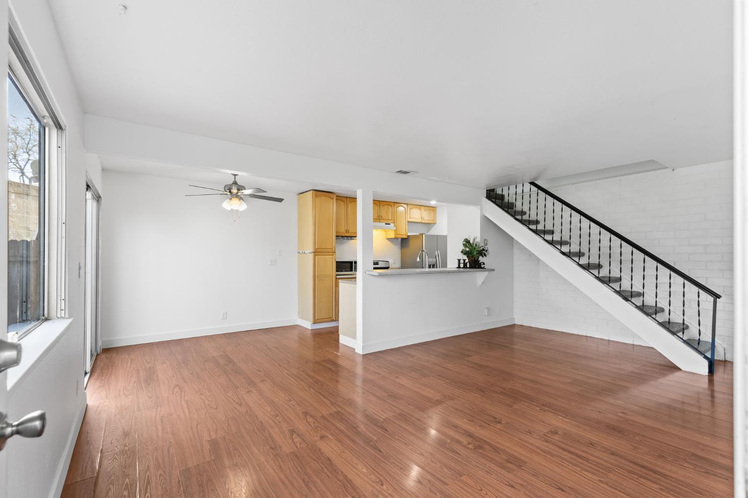 4728 Greenholme Drive 2