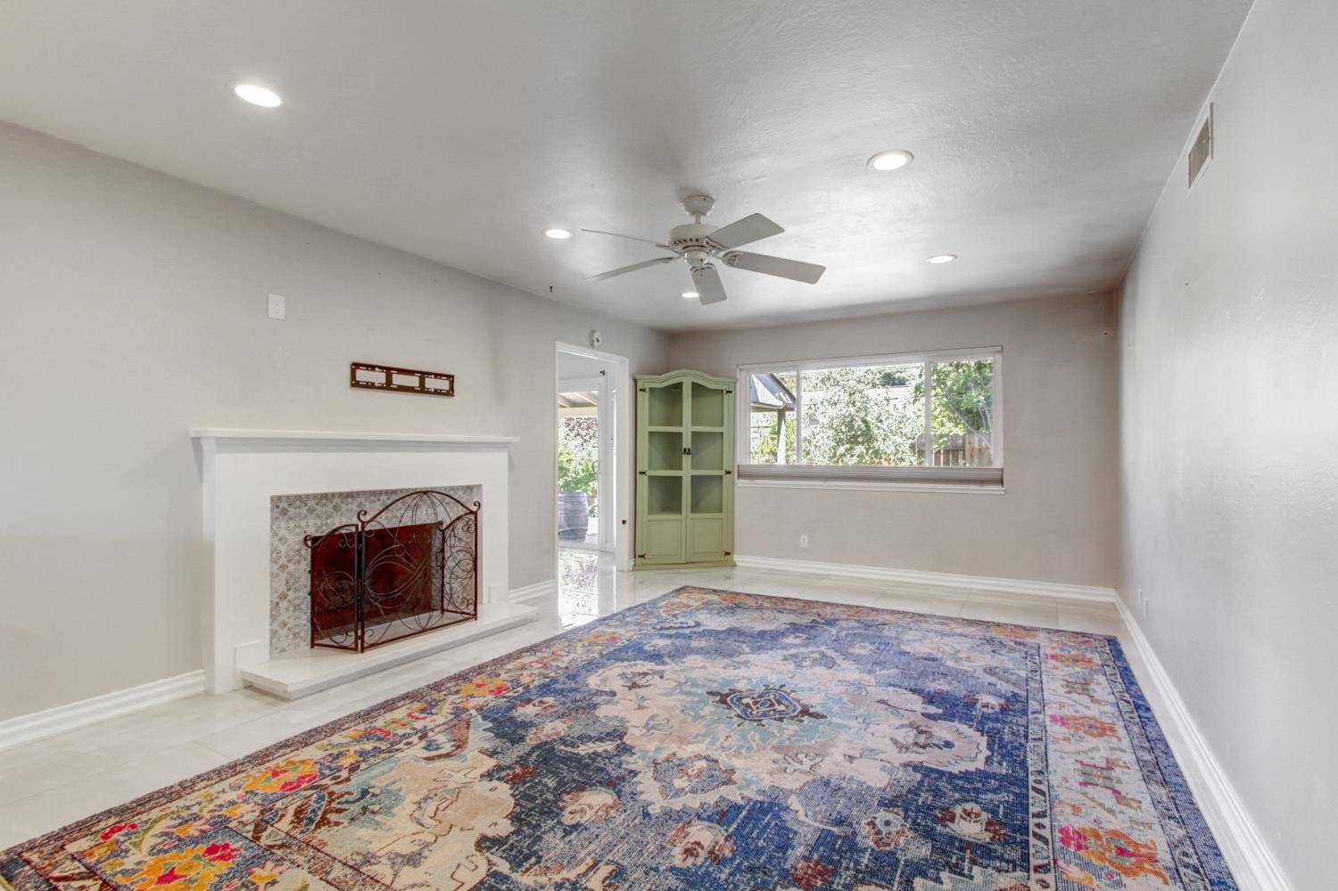 3226 Murchison Way