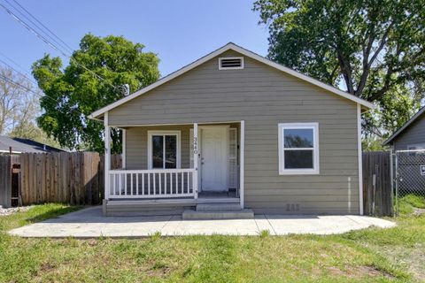 MLS: 225045182