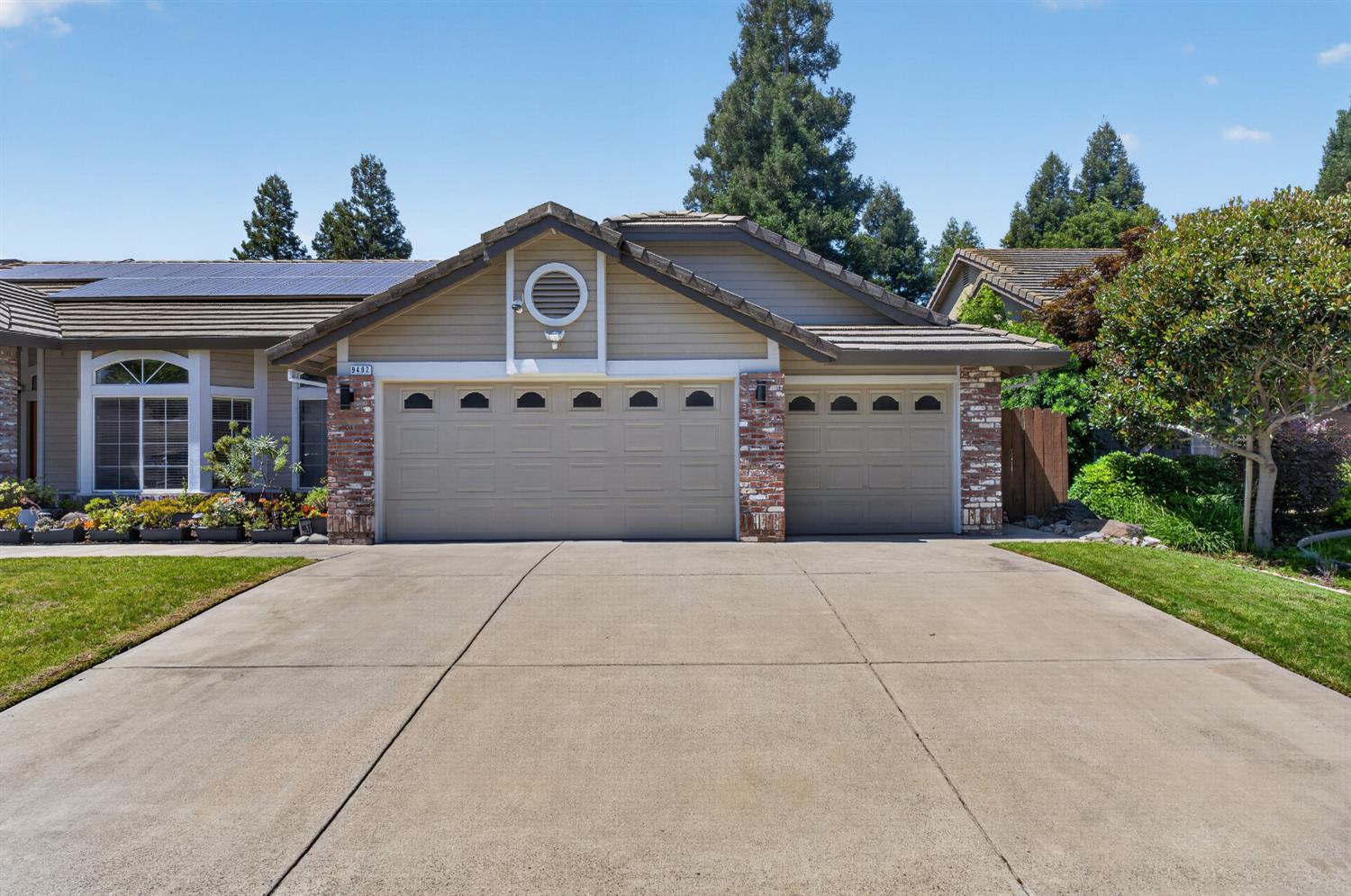 9492 Porto Rosa Drive