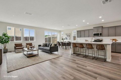 1787 San Anselmo Court Plumas Lake CA 95961