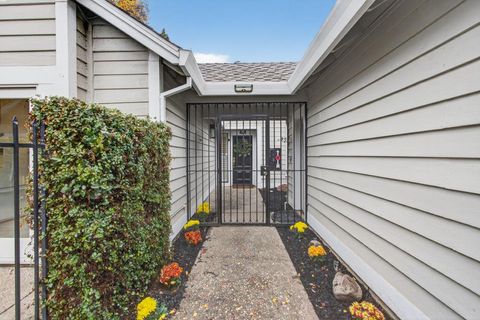 1005 Harrington Way Carmichael CA 95608