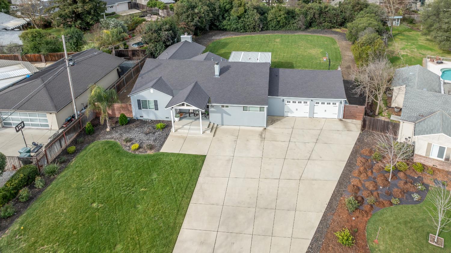 1405 Las Salinas Way