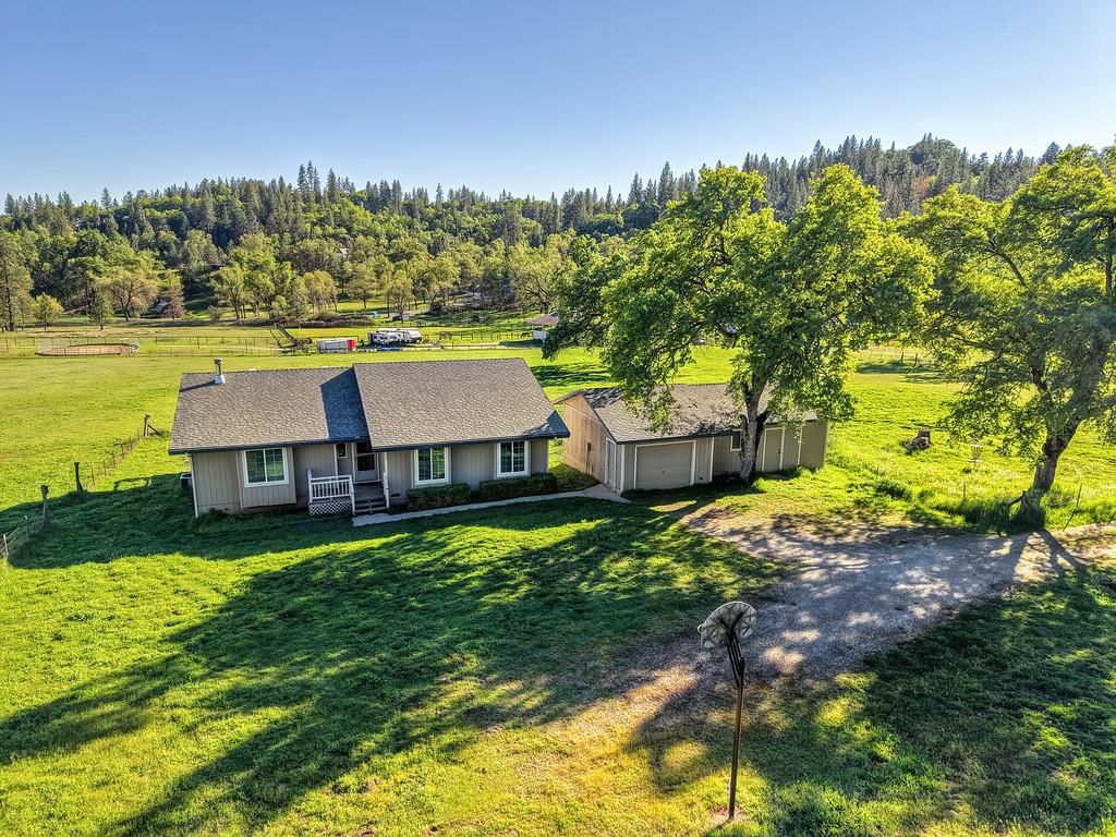 Photo of 4350 Kruk Trail, Placerville, CA 95667 (MLS # 226031925)