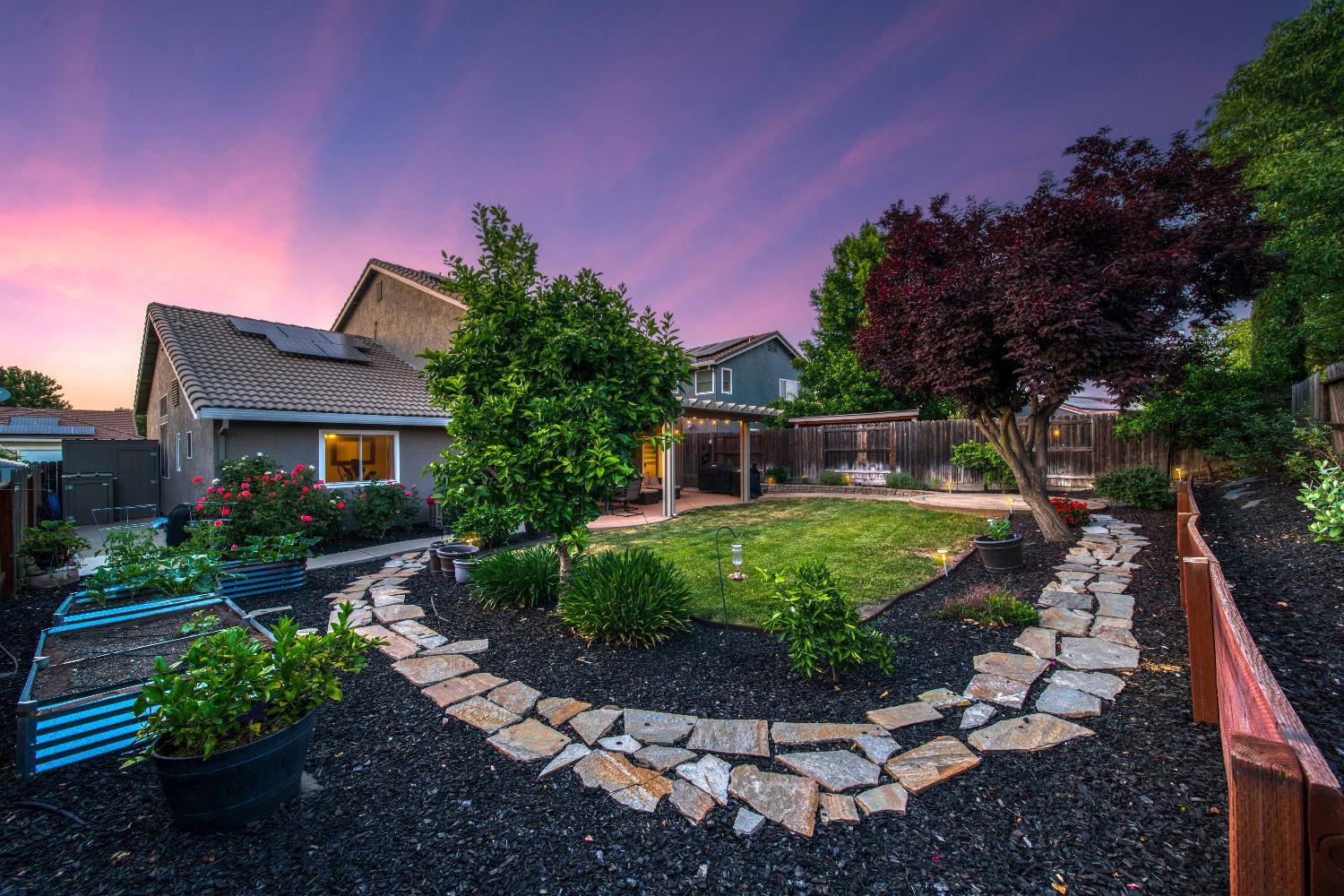 2569 Avocet Way