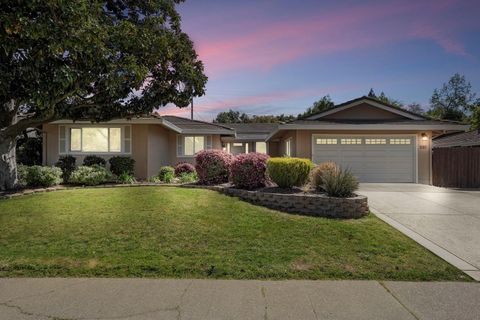 5192 Ridgegate Way Fair Oaks CA 95628