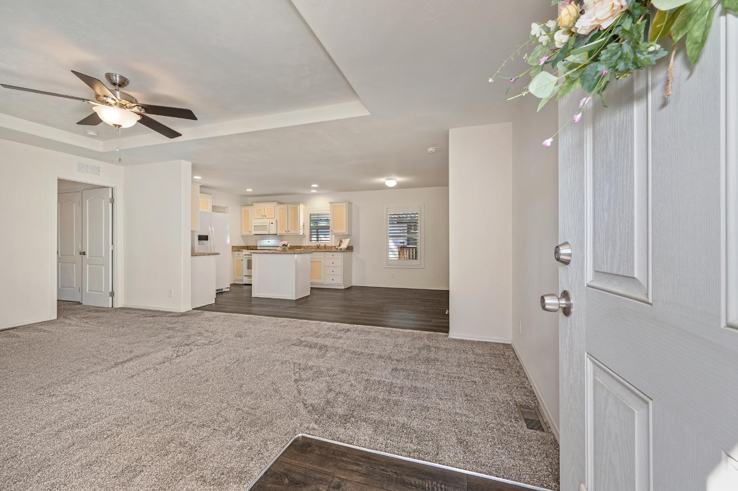 53 Saxton Circle 53