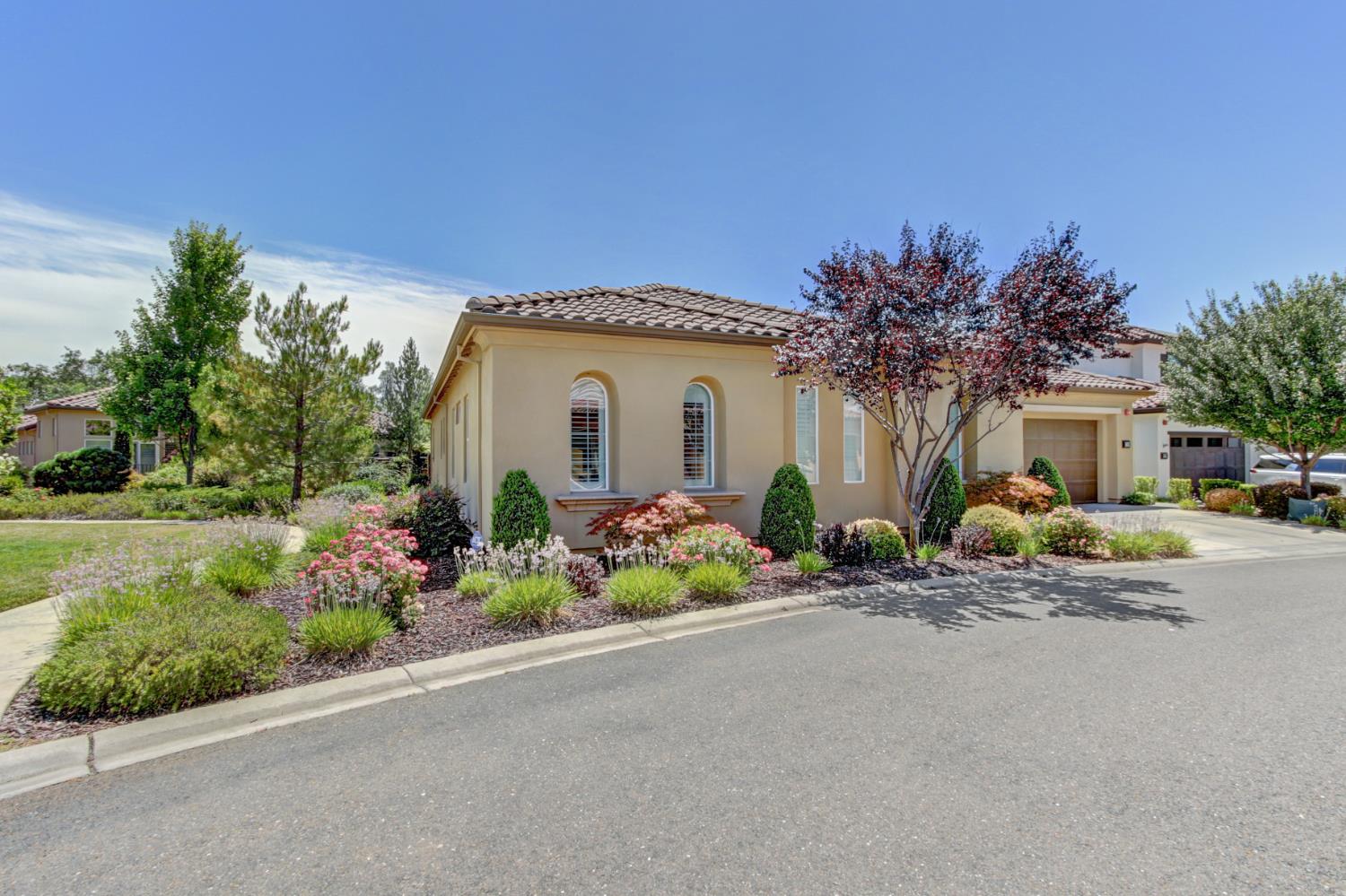 8790 Woodgrove Circle