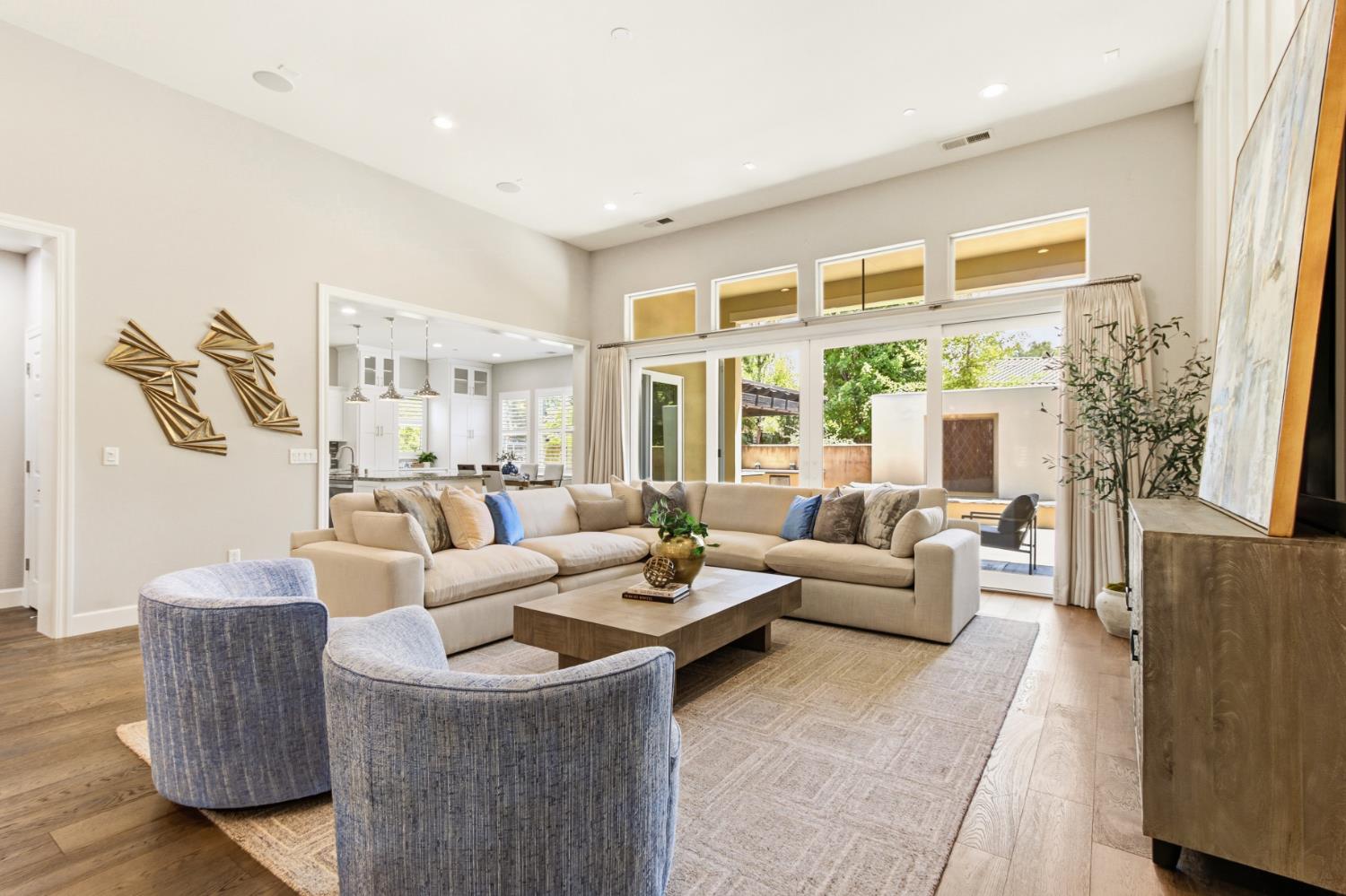 8790 Woodgrove Circle