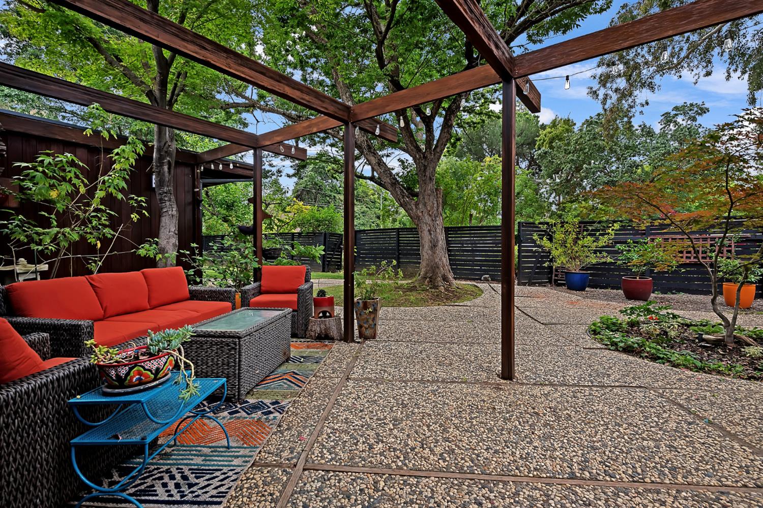 2 Parkside Drive