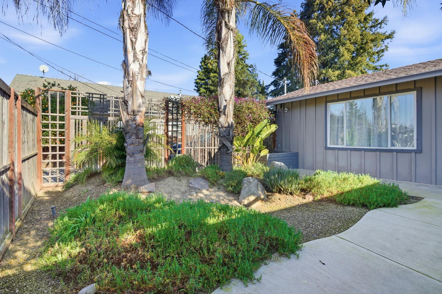 721 S River Avenue 2