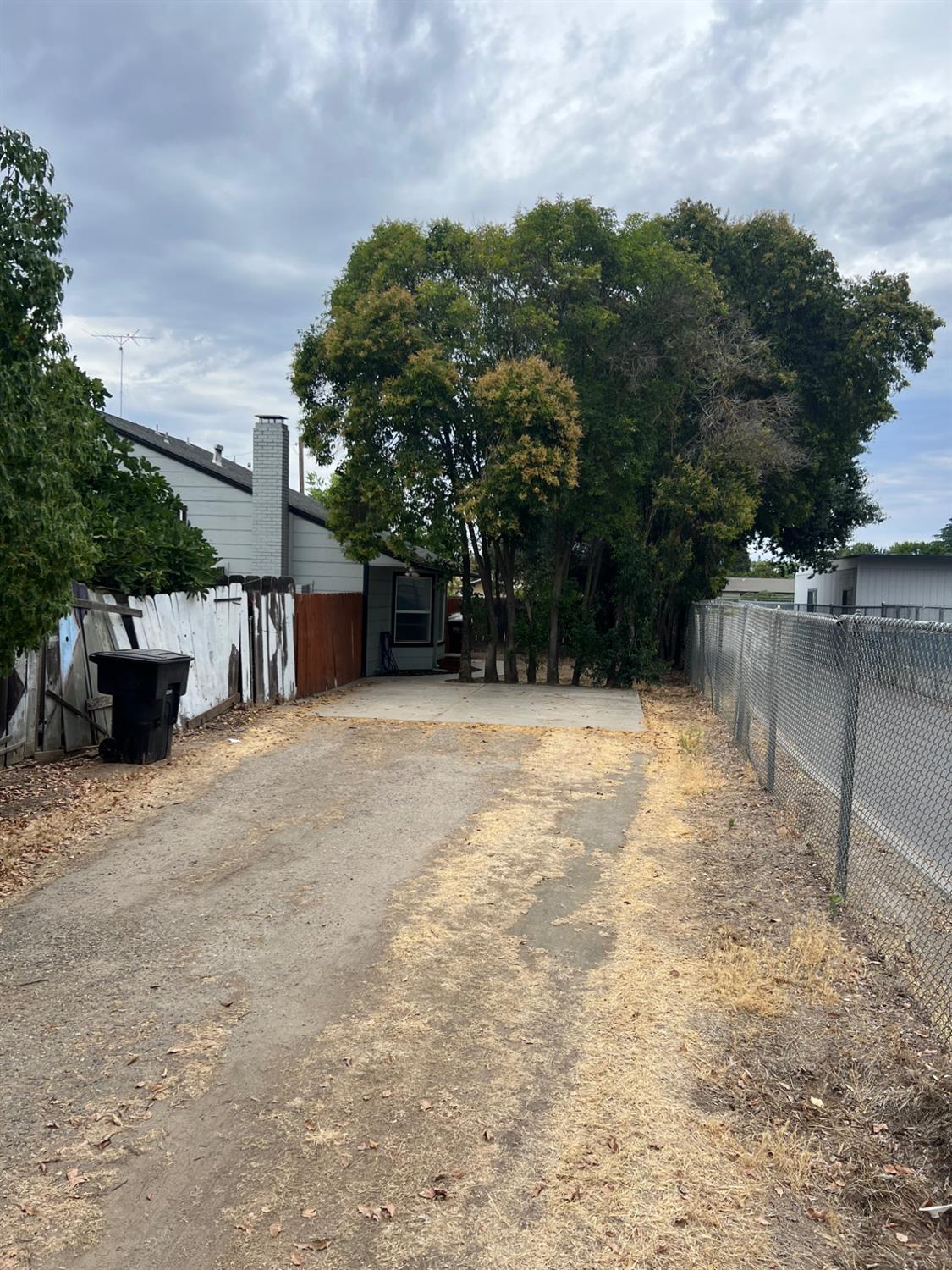 Photo 1 of 15 — 1213 Lucern Avenue, Modesto, CA 95350