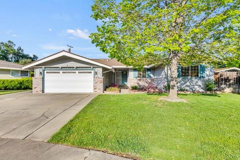5808 Fernbrook Court, Carmichael, CA 95608 - MLS#: 225048485