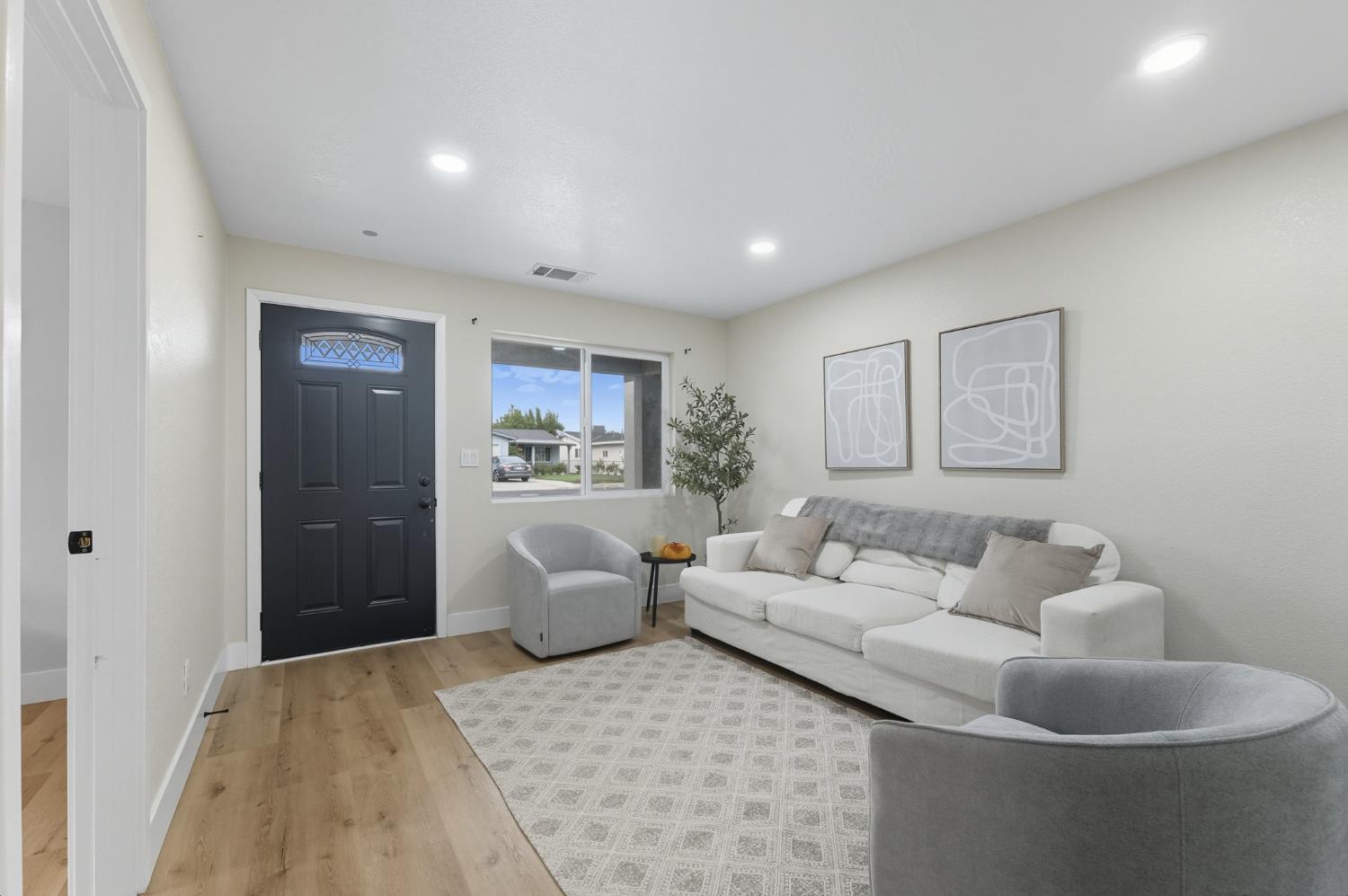 3724 Kentucky Avenue