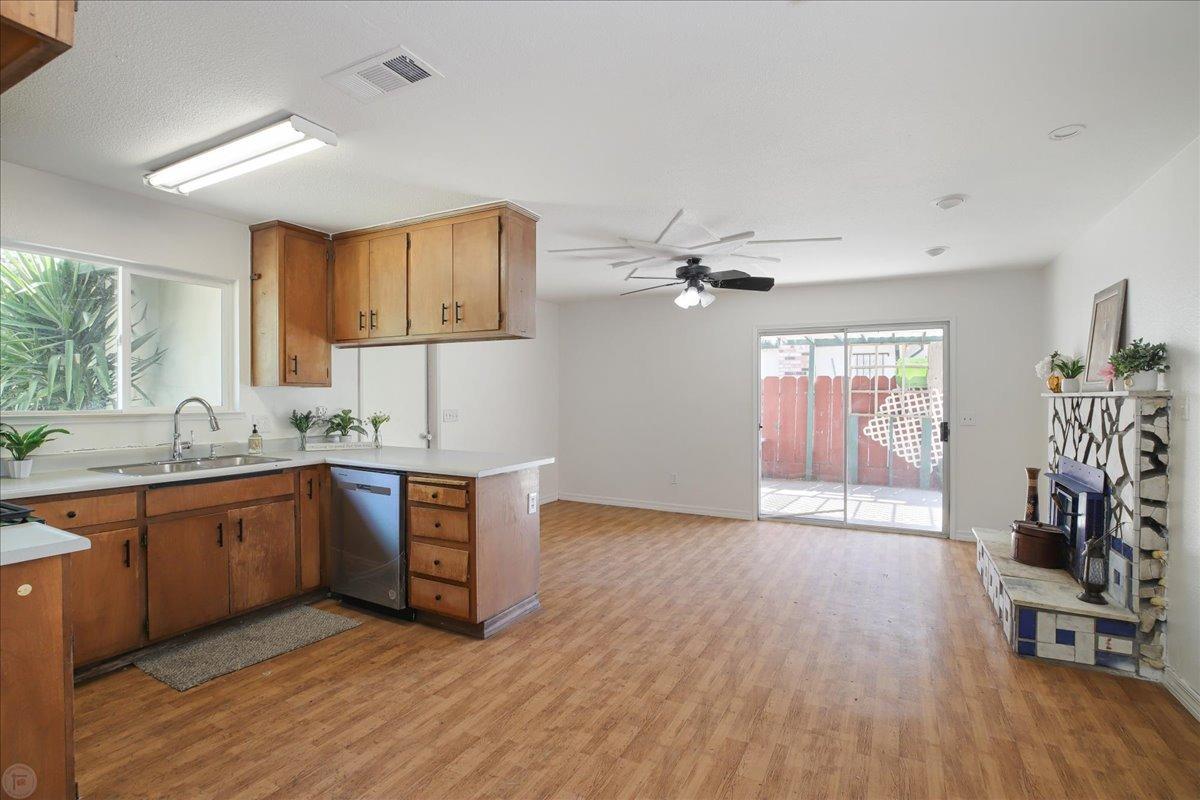 Modesto, California 95354, United States, 3 Bedrooms Bedrooms, ,2 BathroomsBathrooms,Residential,Active,11044