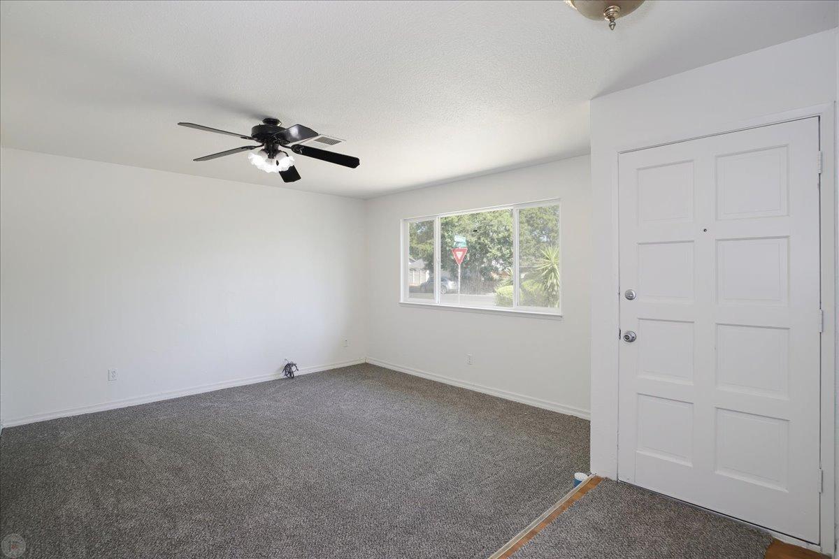 Modesto, California 95354, United States, 3 Bedrooms Bedrooms, ,2 BathroomsBathrooms,Residential,Active,11044