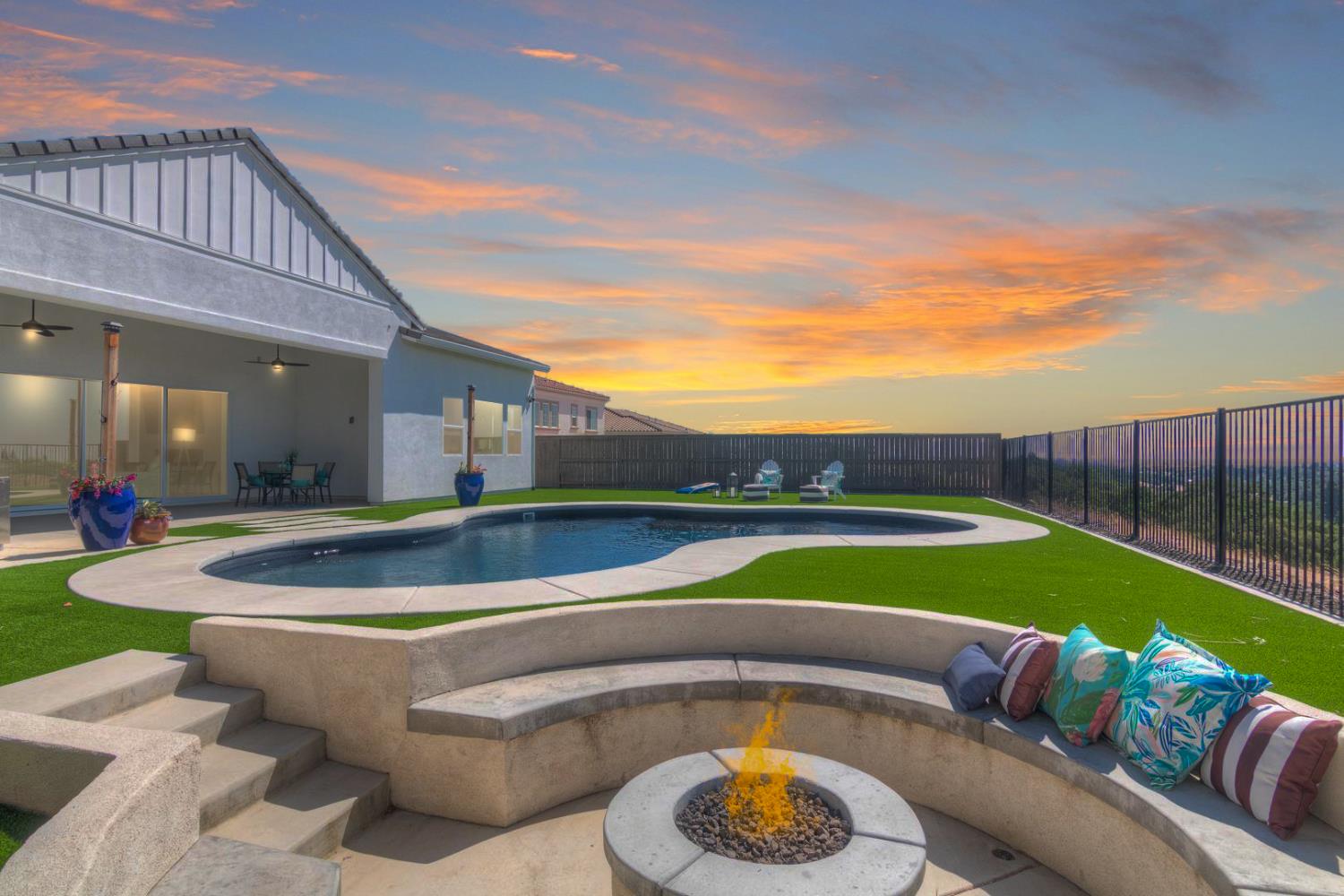 4009 Whitney Vista Lane
