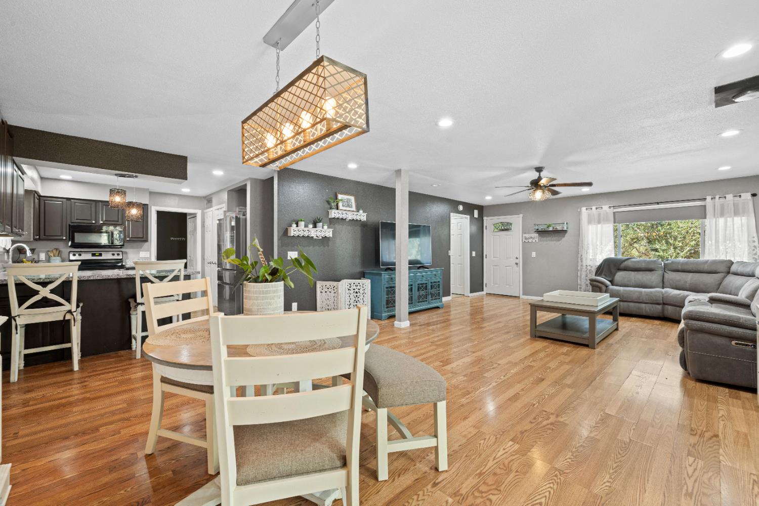 3375 Braniff Court