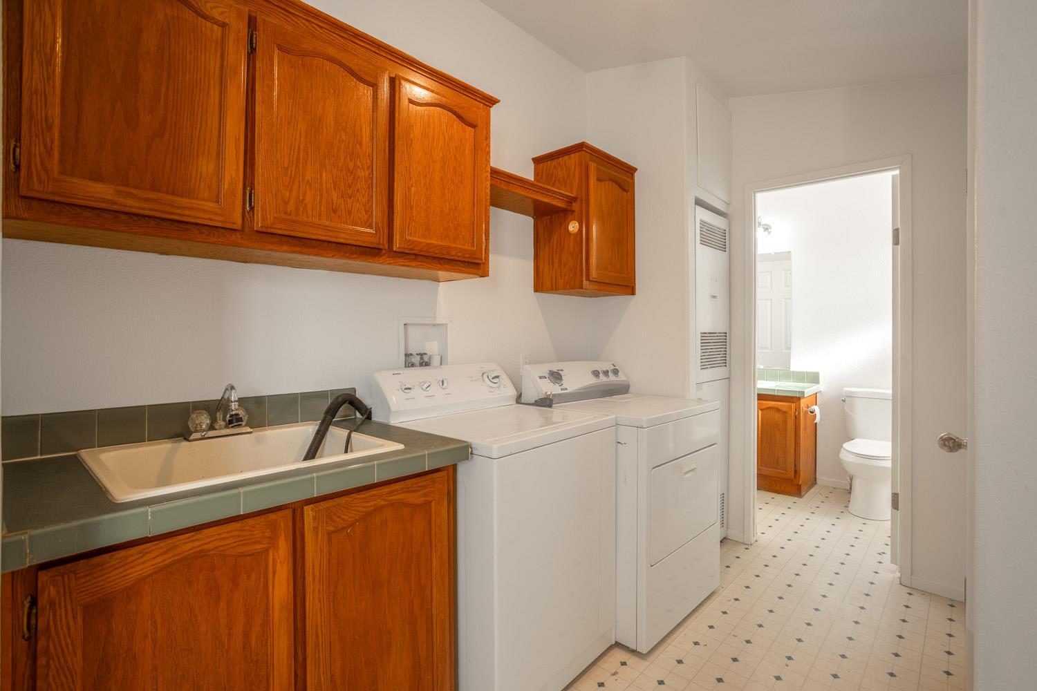 Marysville, California 95901, United States, 3 Bedrooms Bedrooms, ,2 BathroomsBathrooms,Residential,Active,198048