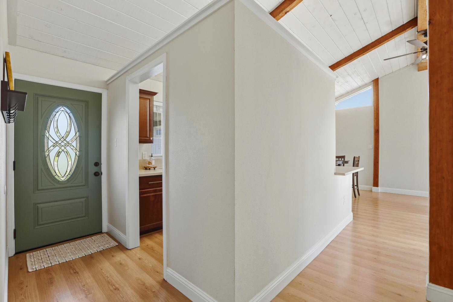 7452 Grand Oaks Boulevard