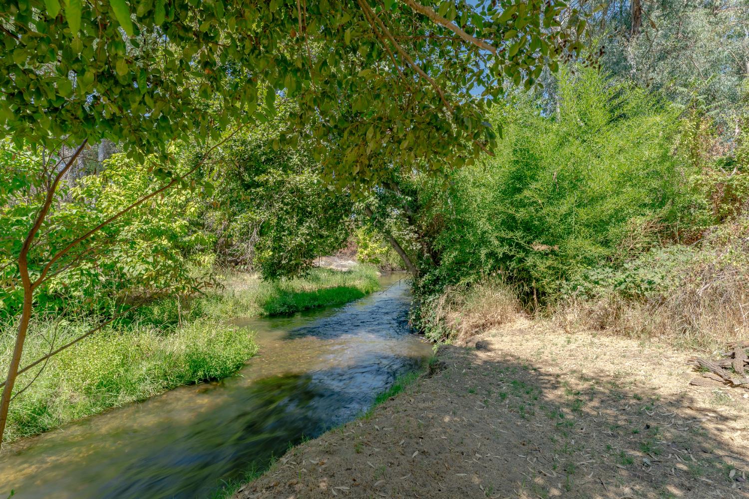 5520 Virginiatown Road