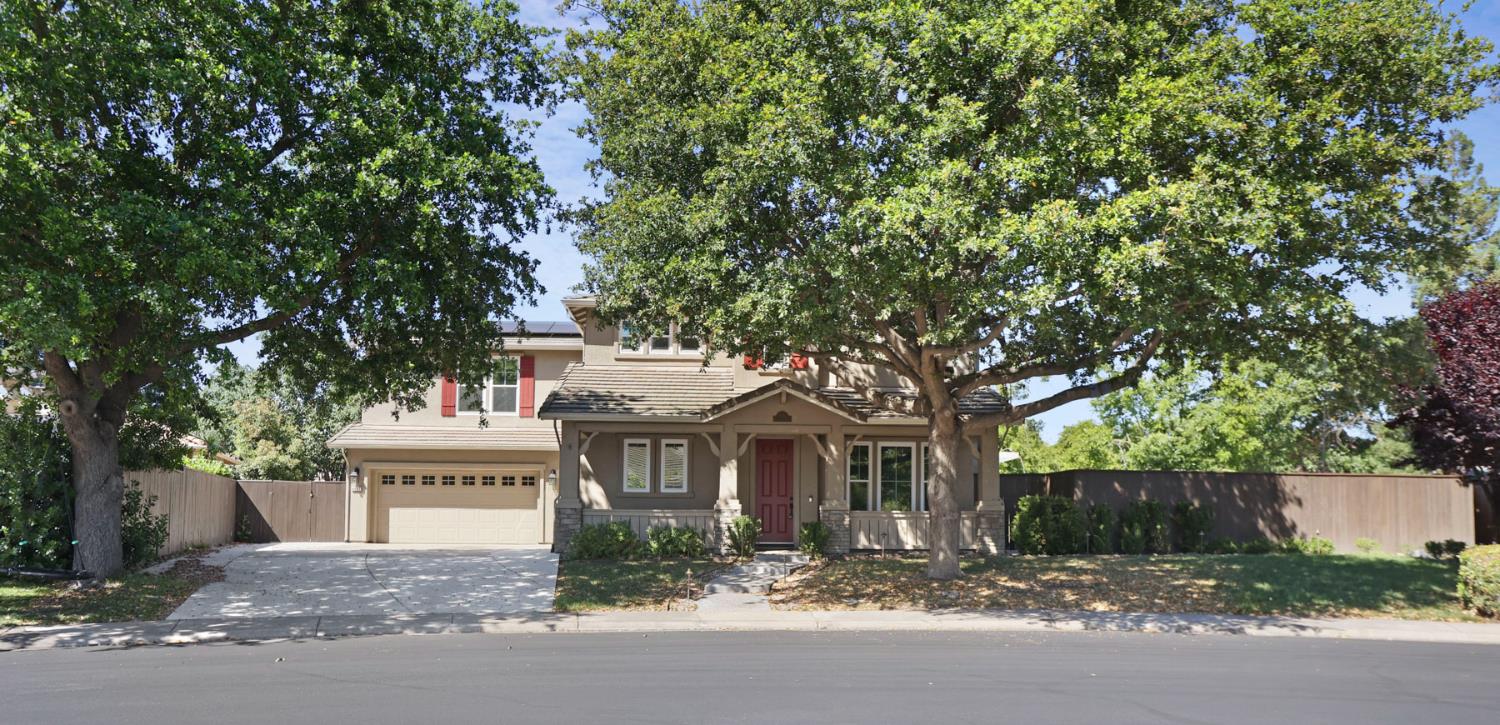 4001 Steamboat Cove Lane